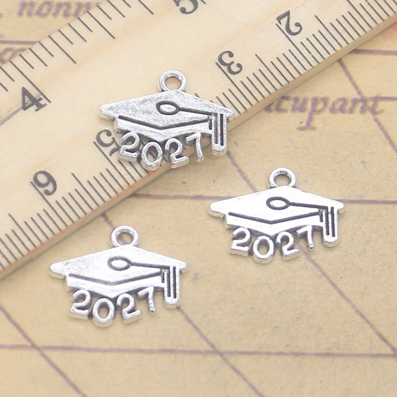 30pcs Charms 2027 Afstuderen C - Jewelry Making Diploma recensie en prijs
